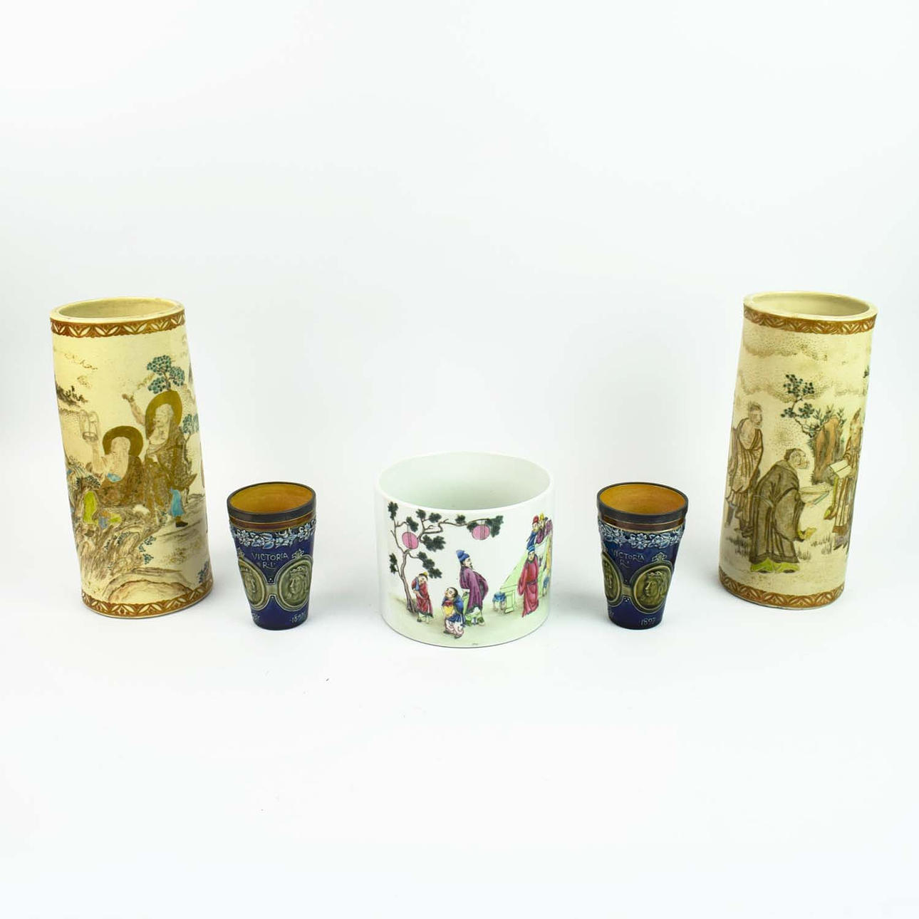 A PAIR OF JAPANESE BRUSH POTS (5).