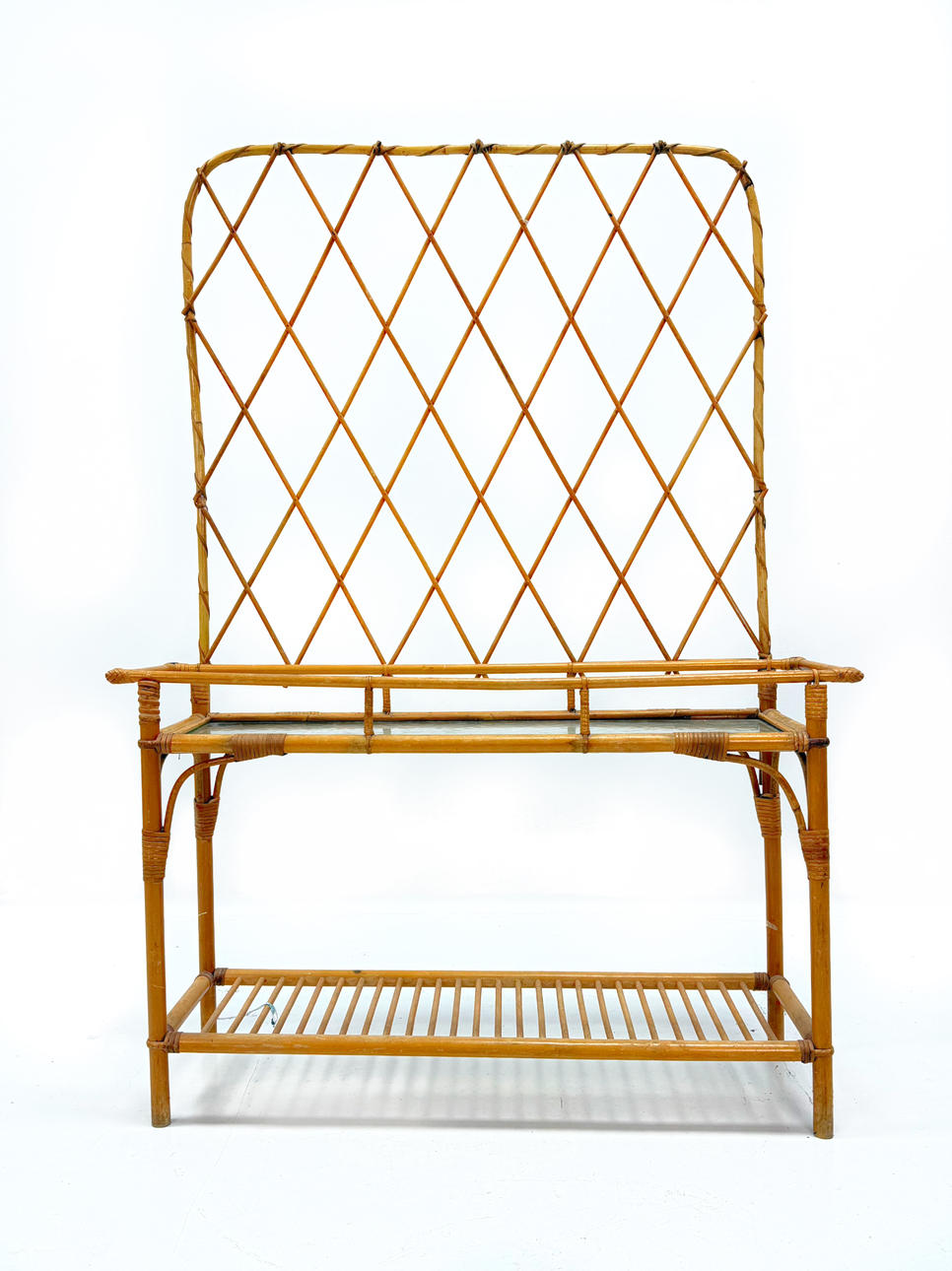 FLORAL TABLE RATTAN WITH TRELLIS, 1950/60'S.