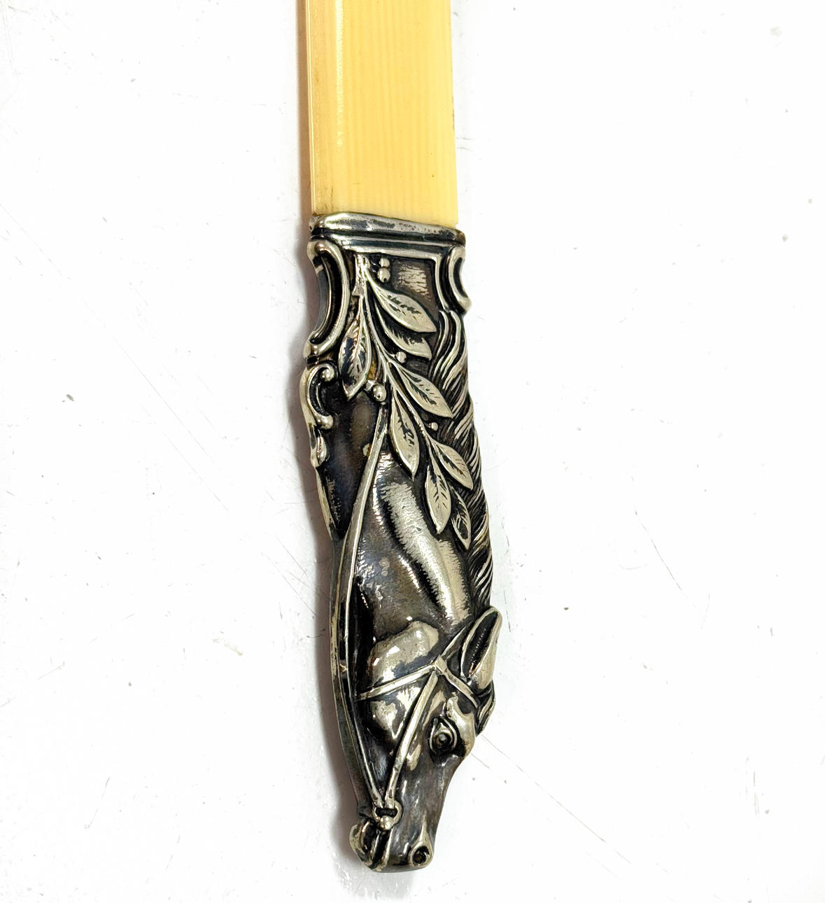 PAPPERSKNIV, af nysølv, 1900-tallets første halvdel.