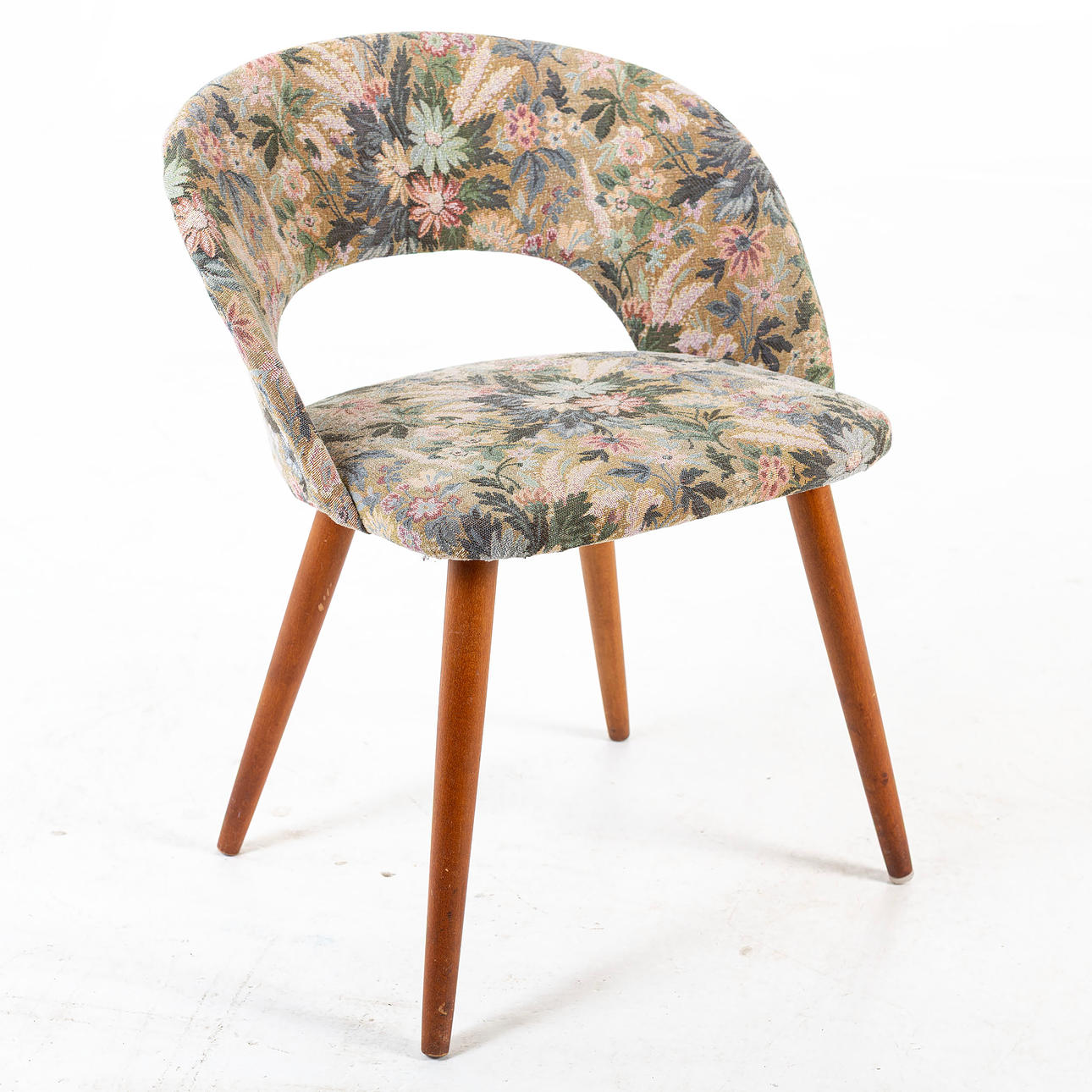 En stol, med blomsterpolstring, 1950'erne.