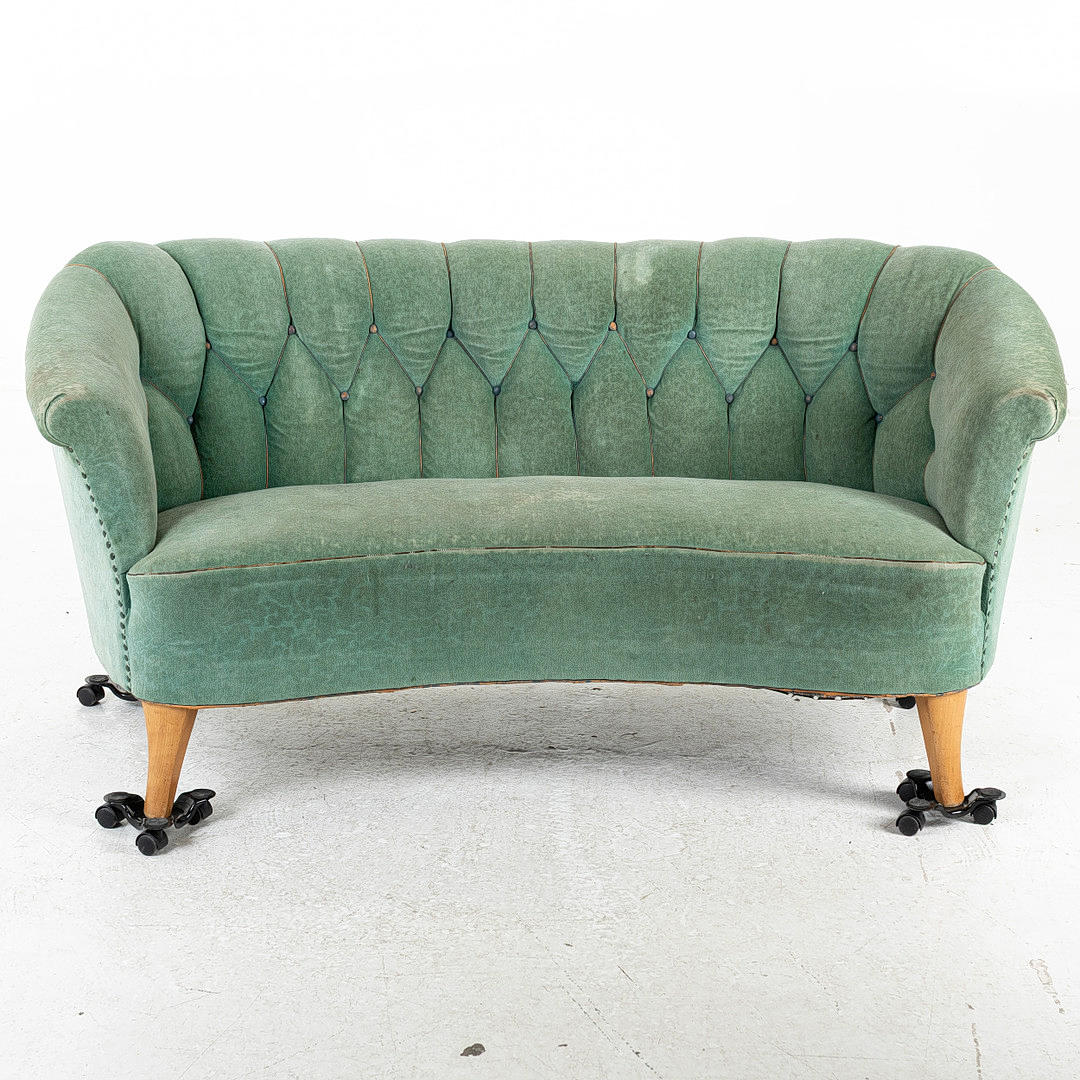 SOFA, curved shape, 1940/50s.