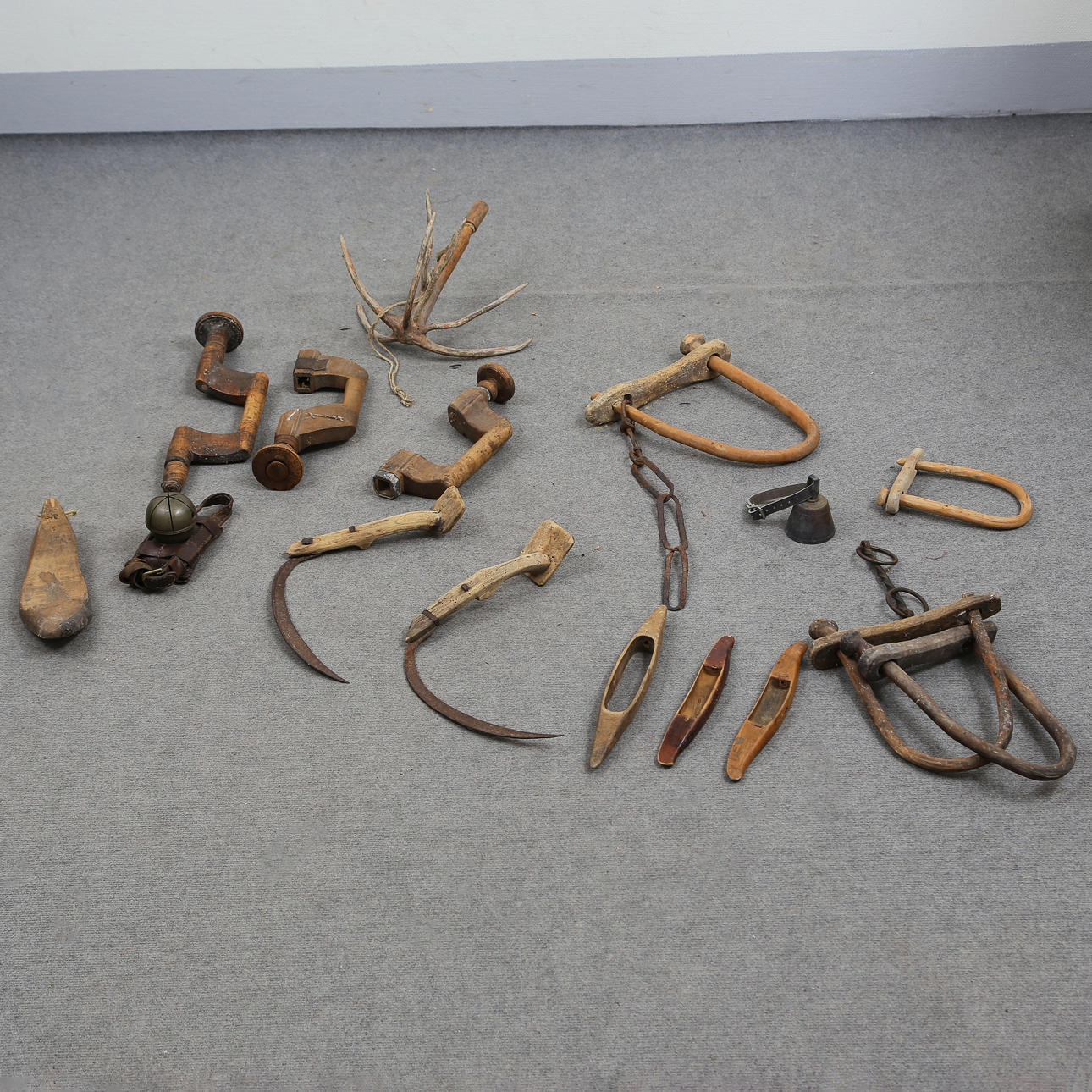 MISCELLANEOUS GENERAL OBJECTS.