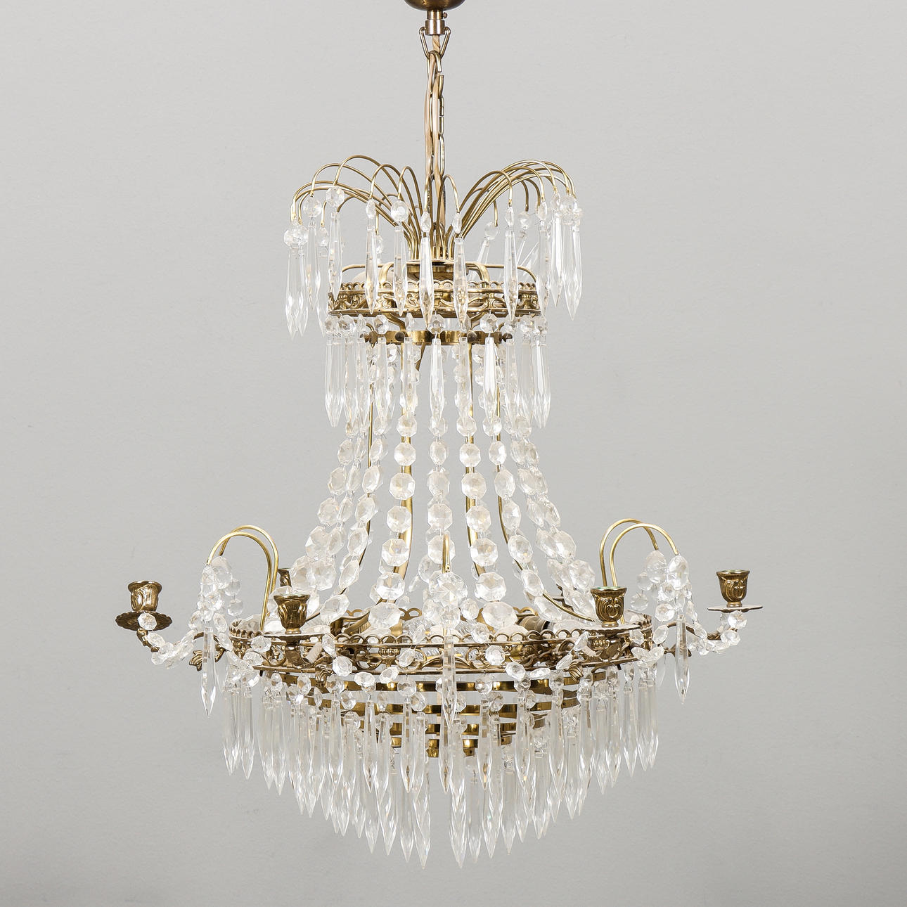 CRYSTAL CHANDELIER 6 light arms.