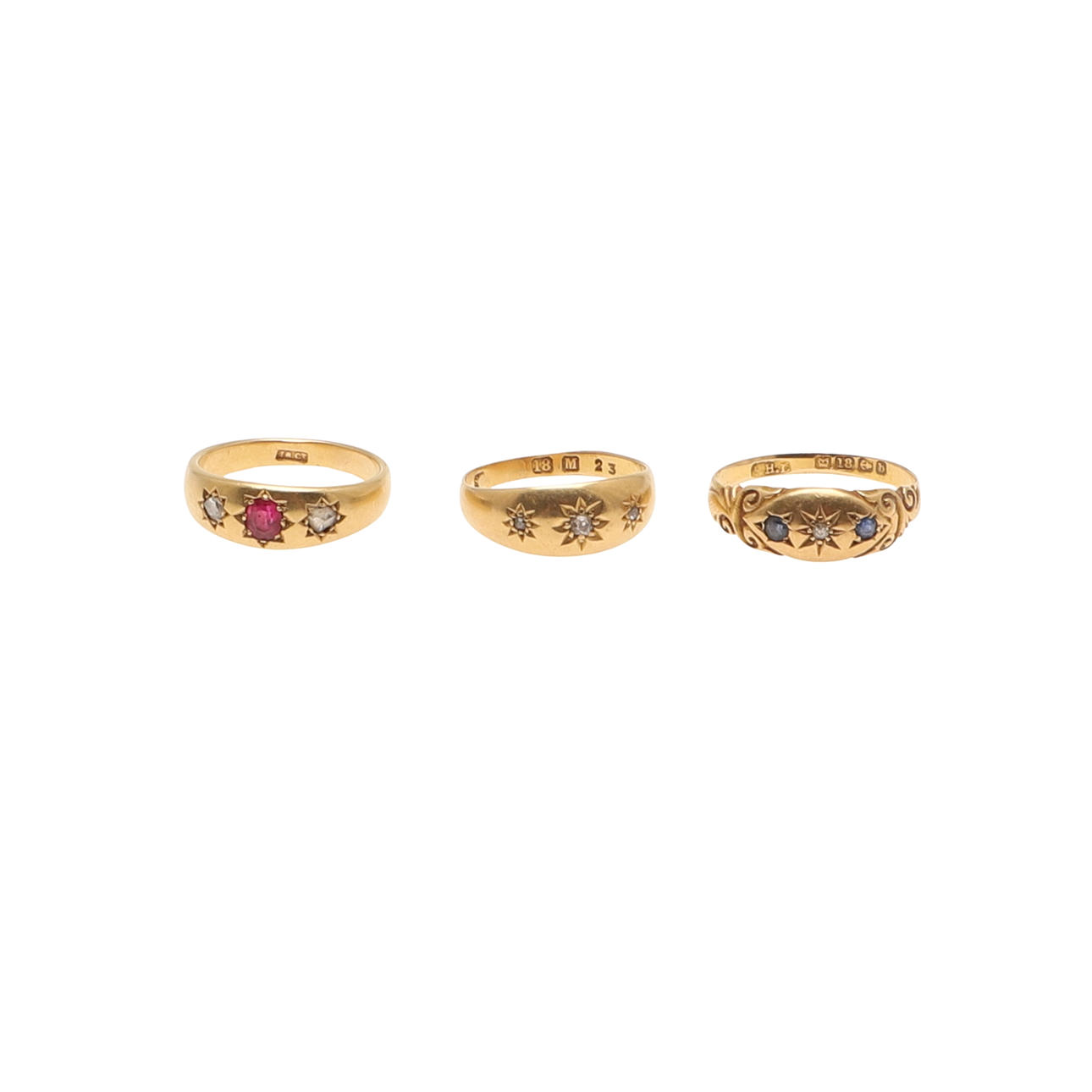 A RUBY, DIAMOND AND 18CT GOLD GYPSY RING.