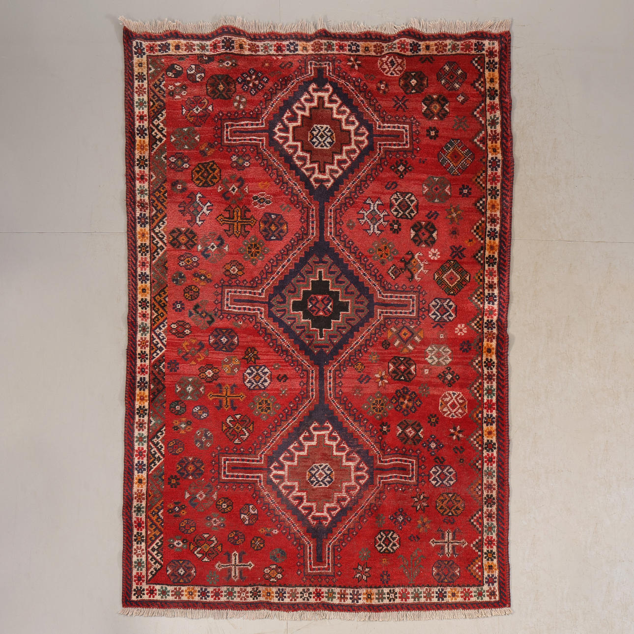 CARPET, SHIRAZ, SEMIANTIQUE.