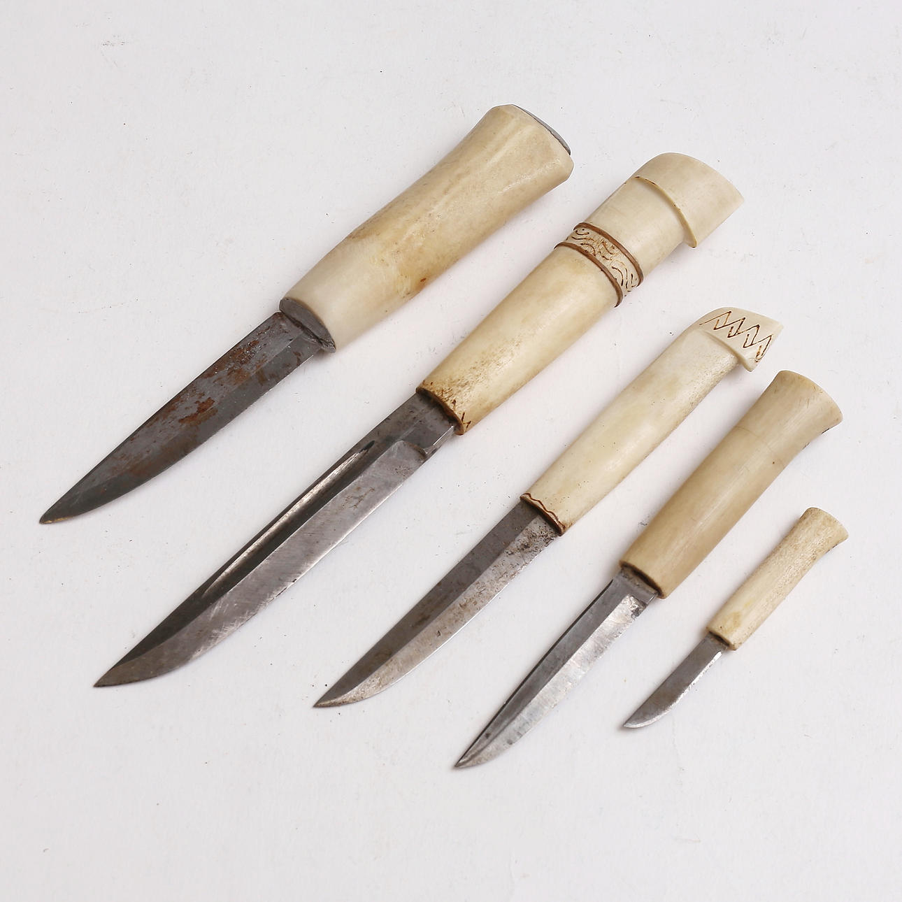 Samiske knive, 4 stk. 20. århundrede.