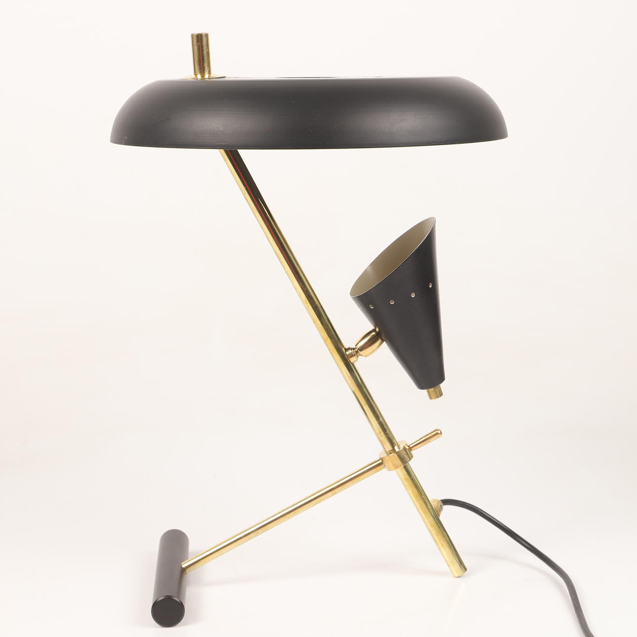 TABLE LAMP, “Enterprise”, Luci Progetti, Parma, Italy.