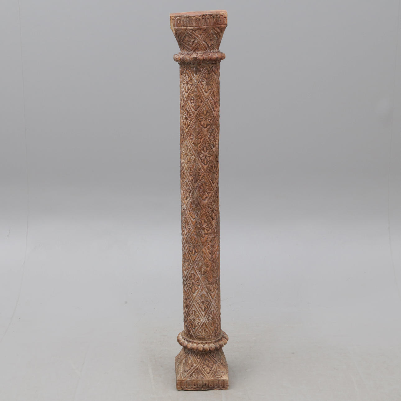 SØJLE, træ, kunsthåndværk, angiveligt Indien.