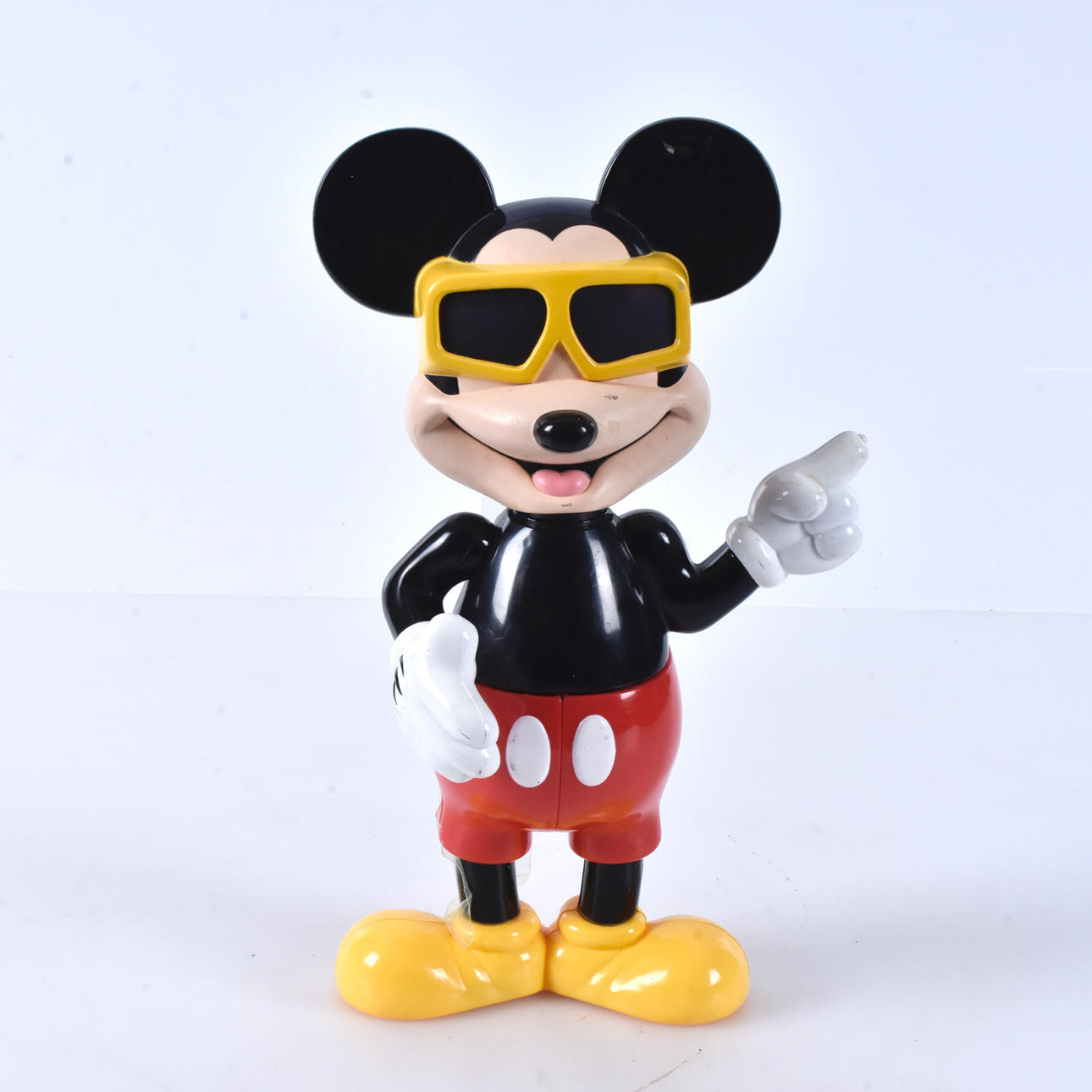 A 20th century Disney Mickey Mouse VIEWMASTER.