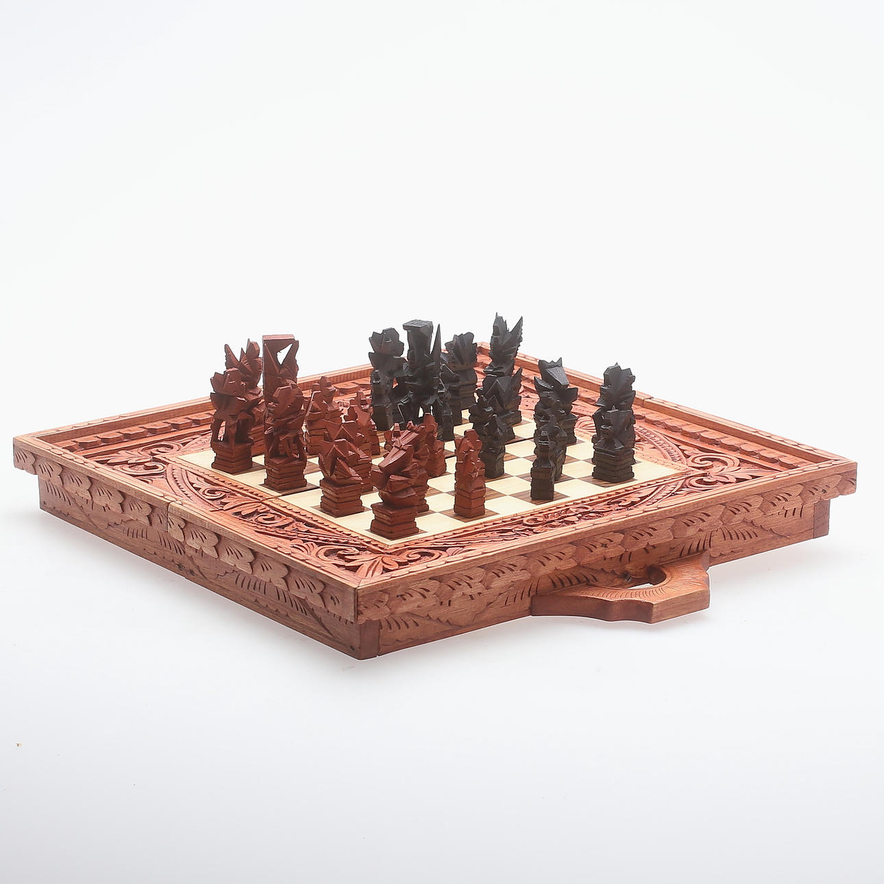 SCHACKBRÄDE, trä, 1900-talets andra hälft.