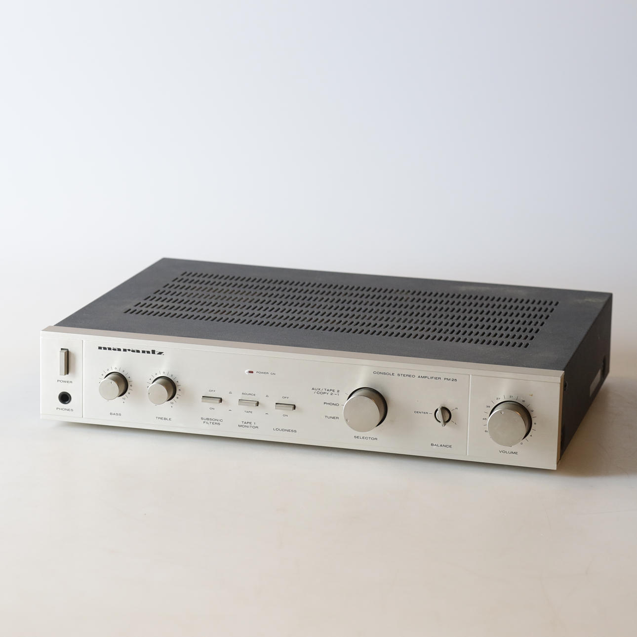 AMPLIFIER, Marantz, PM25, Japan, 1980s.