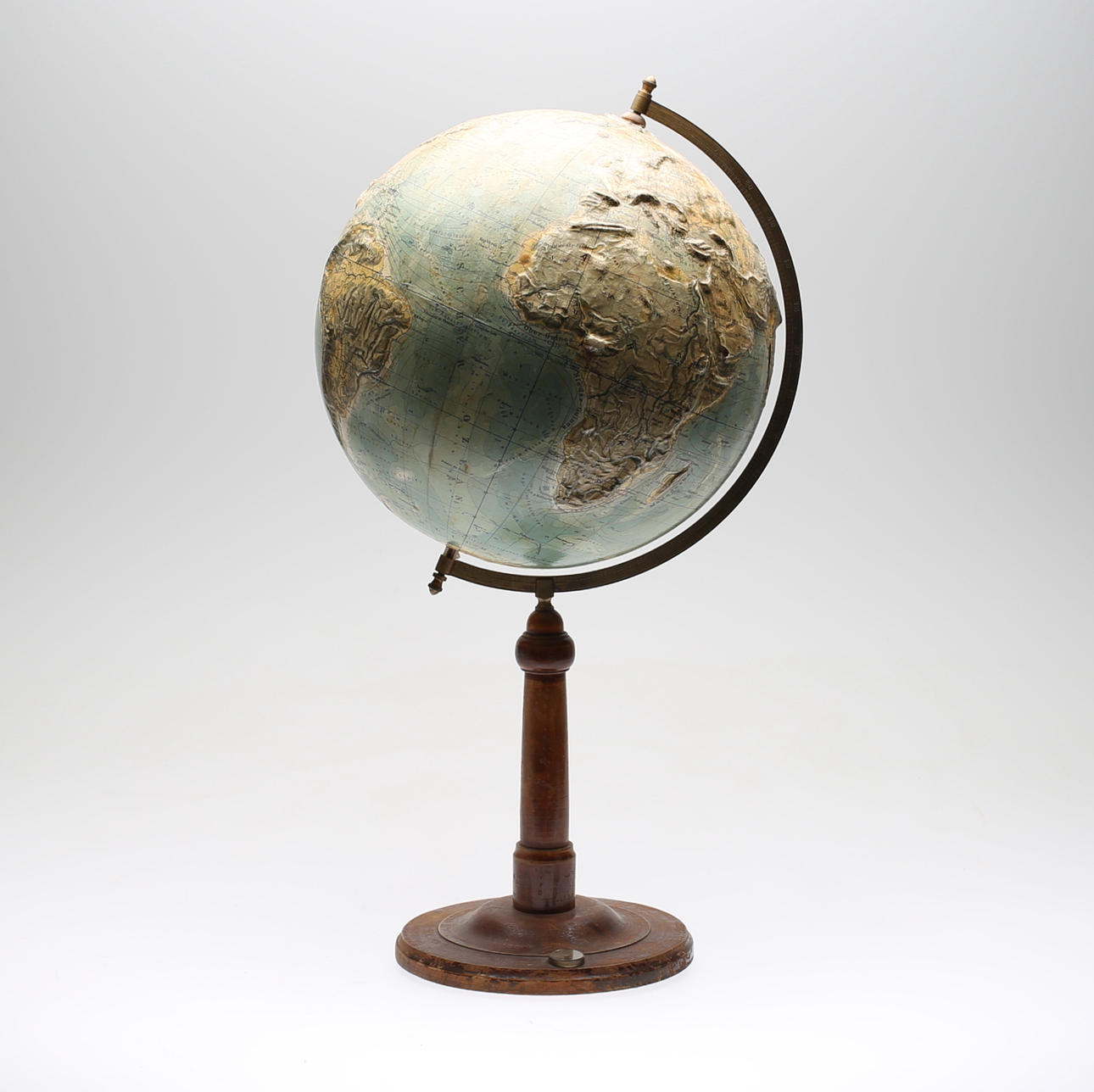 JORDGLOB, Räths, Leipzig, 1900-talets första hälft.