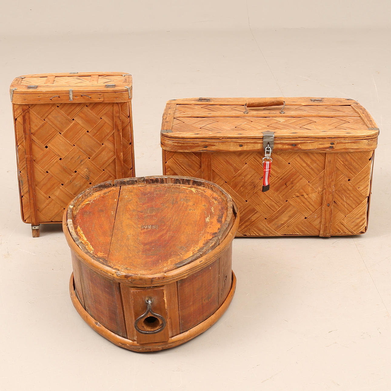 KEEL. CHIPBOARD BOXES, 2 pieces.