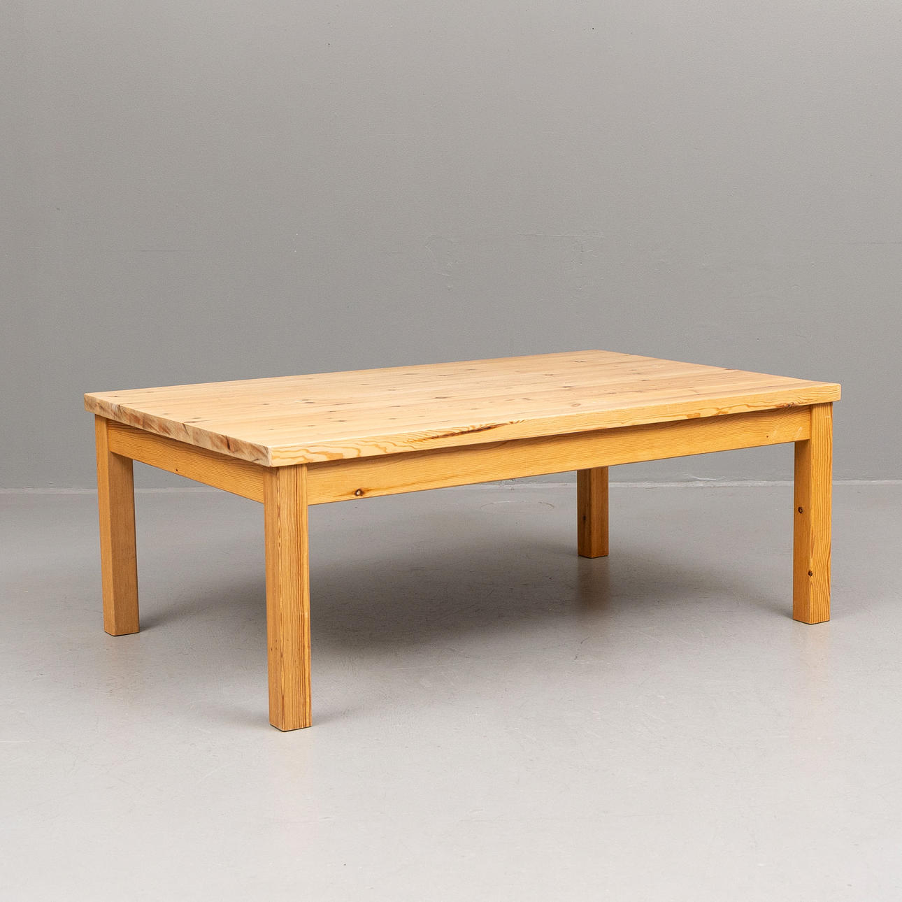 COFFEE TABLE pine, 1970s/80s.