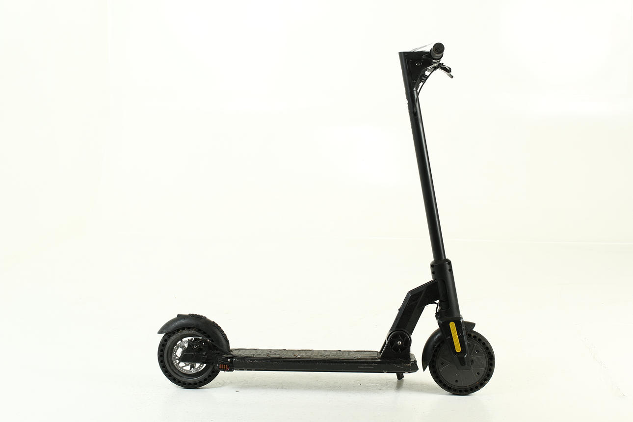 ELEKTROROLLER, Freev. 2024-5000-BG70266-1.