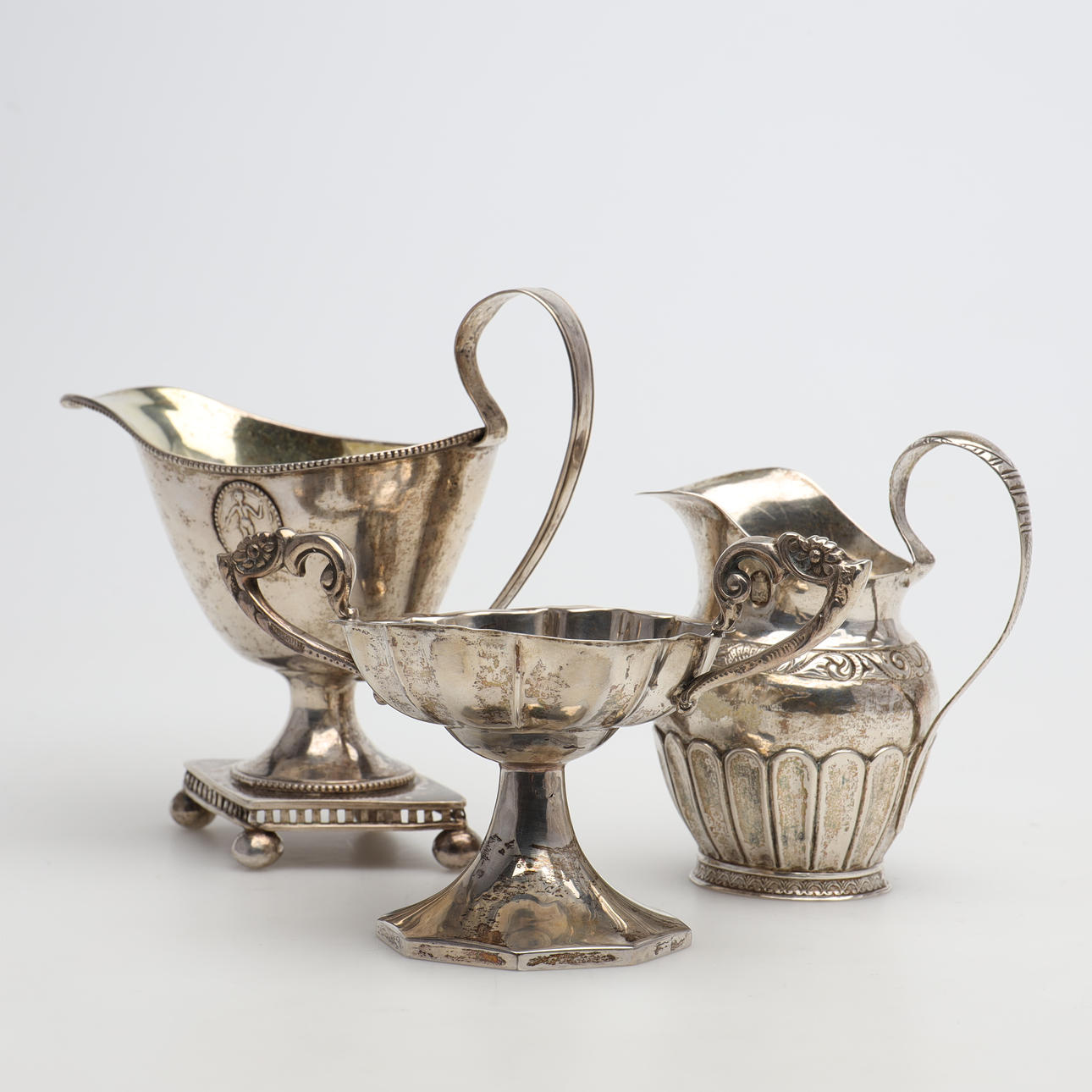 SILVER OBJECTS, 3 pieces, weight approx. 349 grams.