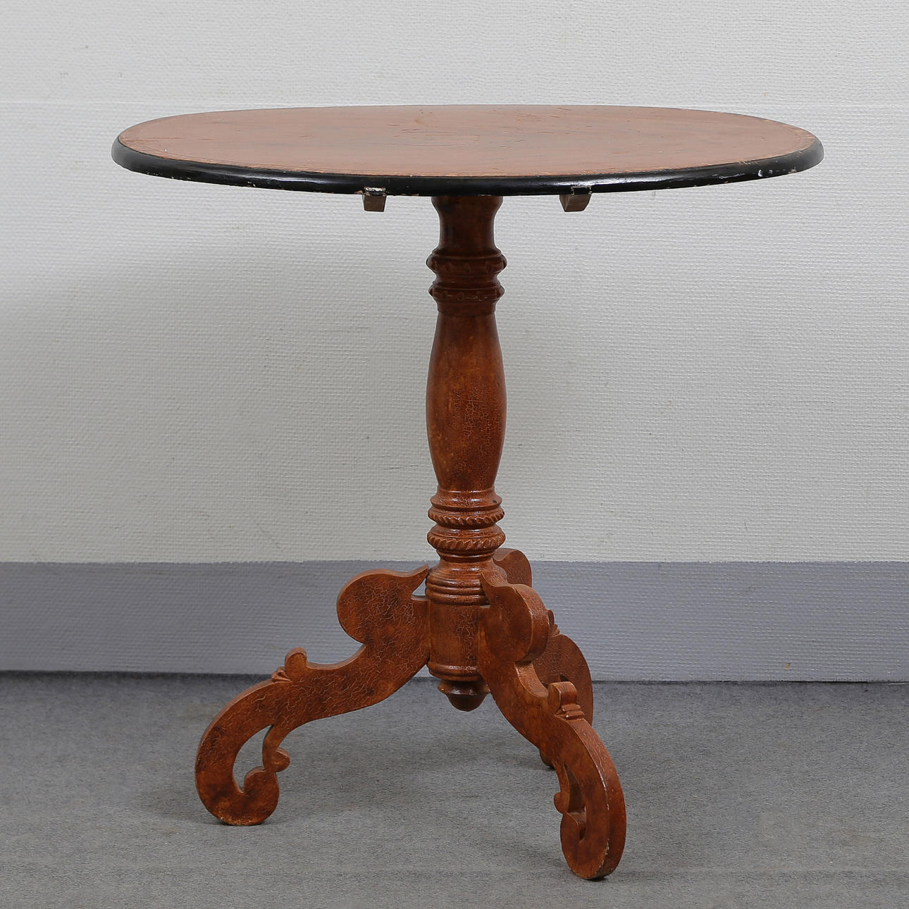 LATE 19TH CENTURY COLONNADE TABLE.
