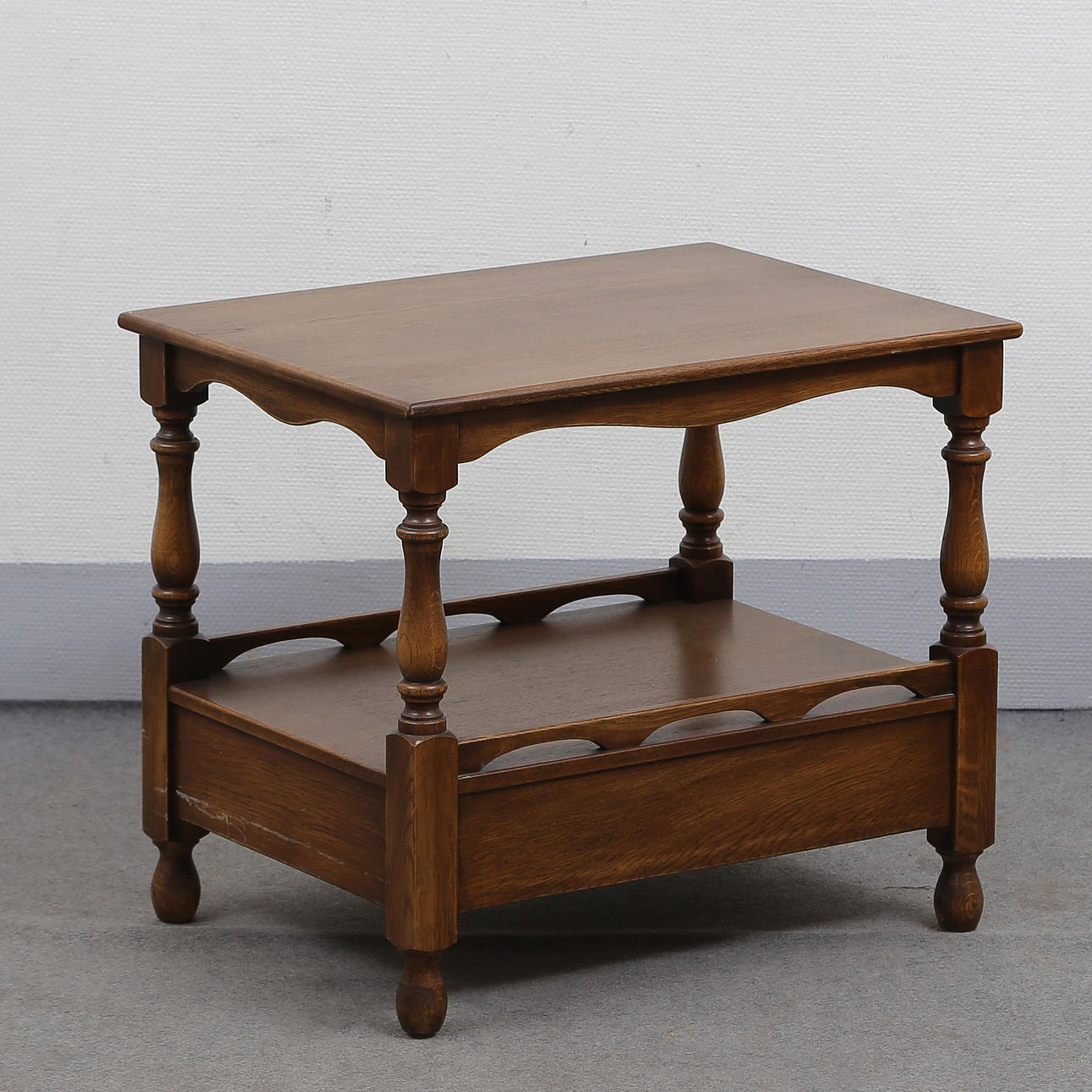 ENGLISH OAK SERVING TABLE WITH DRAWER, 20TH CENTURY.