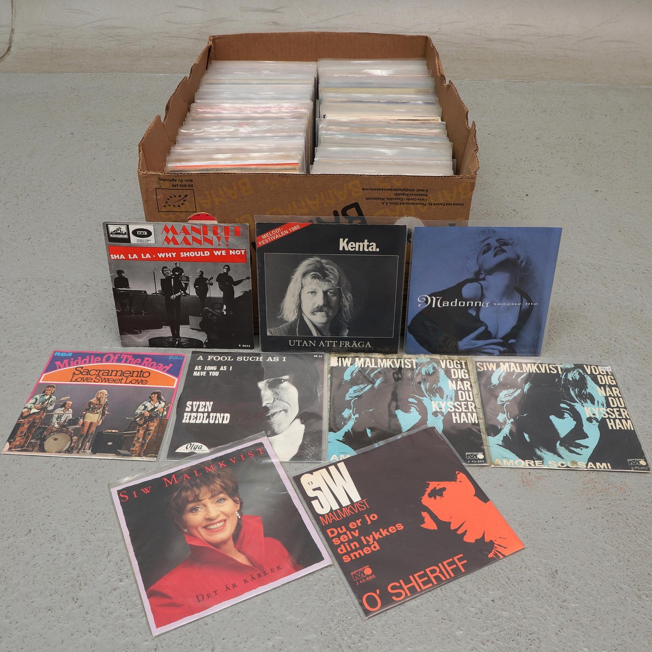 VINYL RECORDS, bulk, mainly Siw Malmkvist.