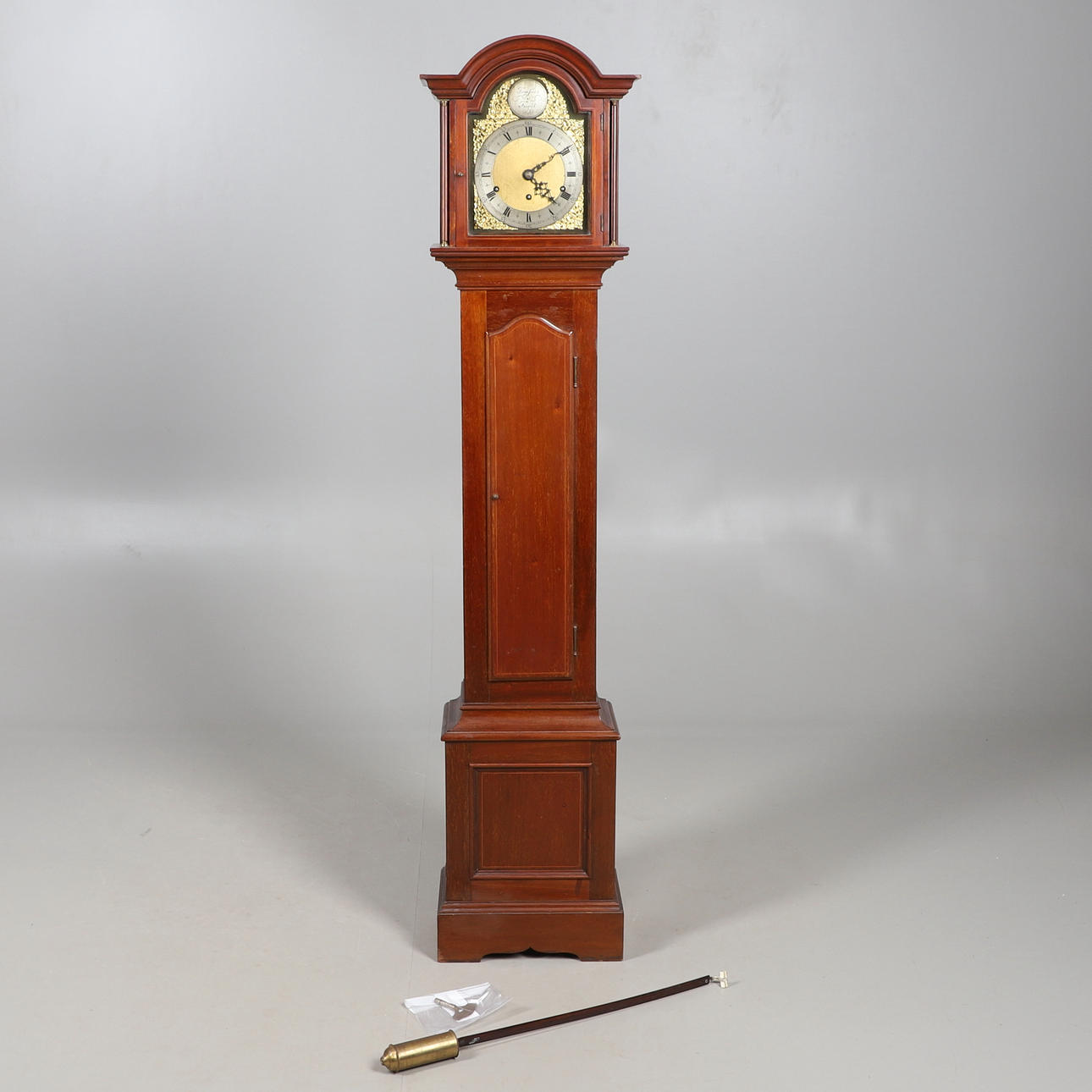 ISOÄITIKELLO, 1900-LUVUN ALKU.