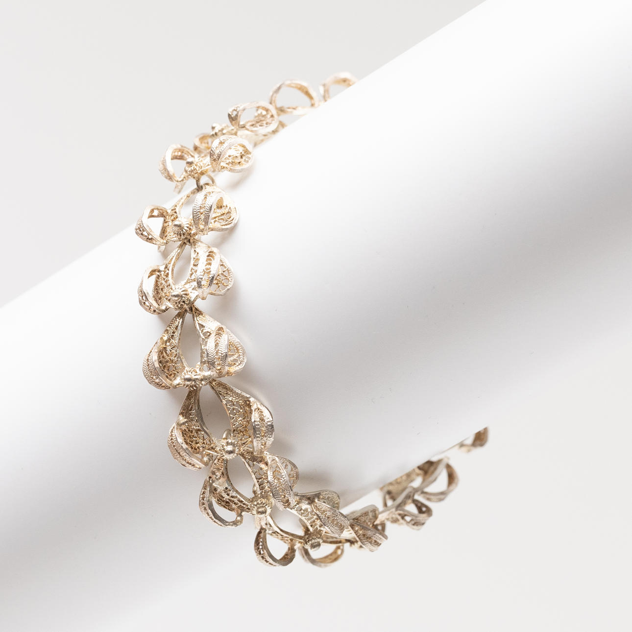 ARMREIF, Silber, Wasserzeichen.