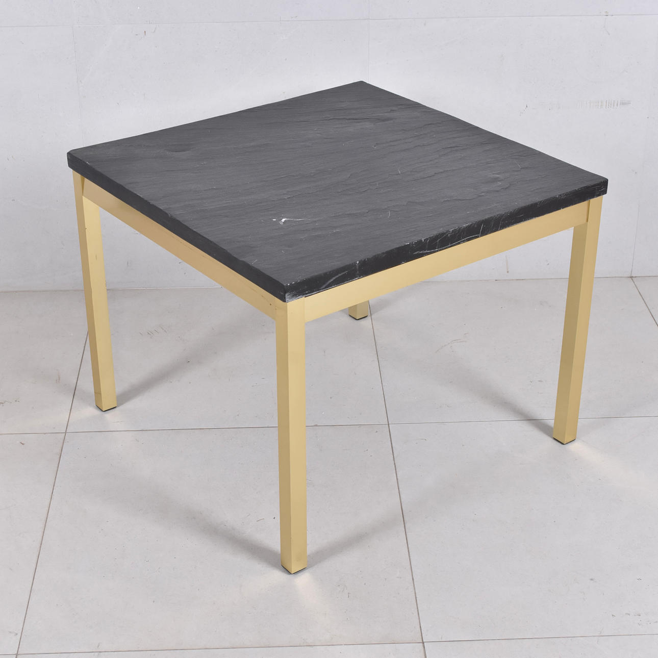 Ein Metall-/Steintisch, Bendixen Design, Dänemark.