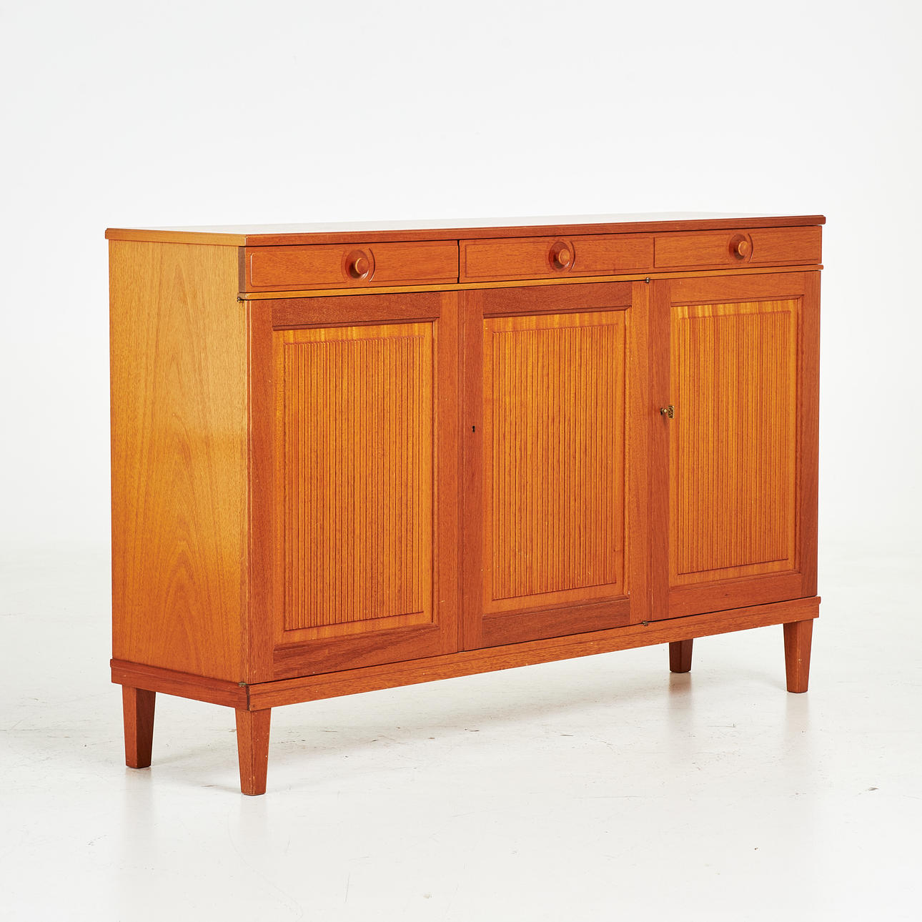 CARL MALMSTEN. A “Calmare Key” sideboard, mahogany.