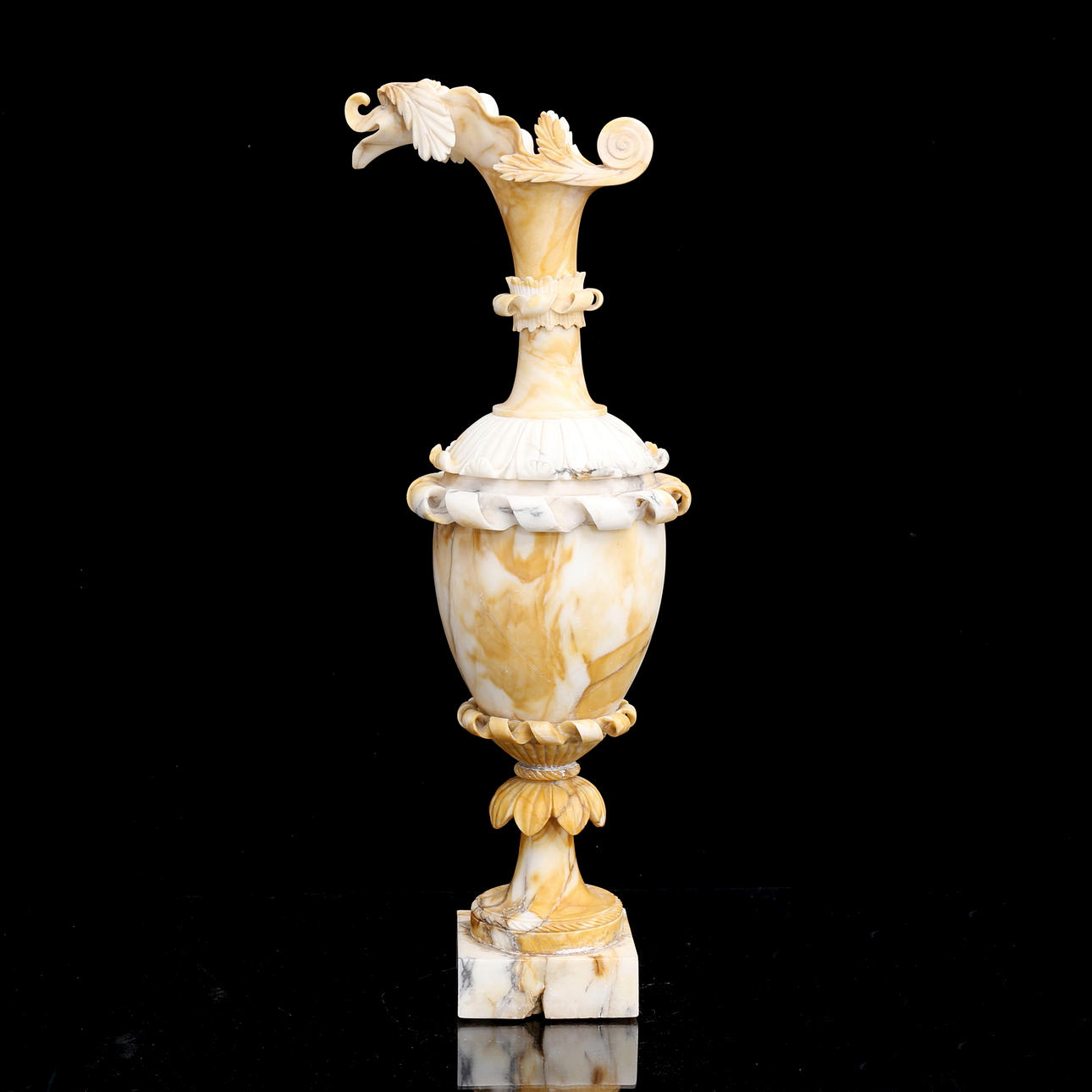 A PRAKTVAS, alabaster, Italy.