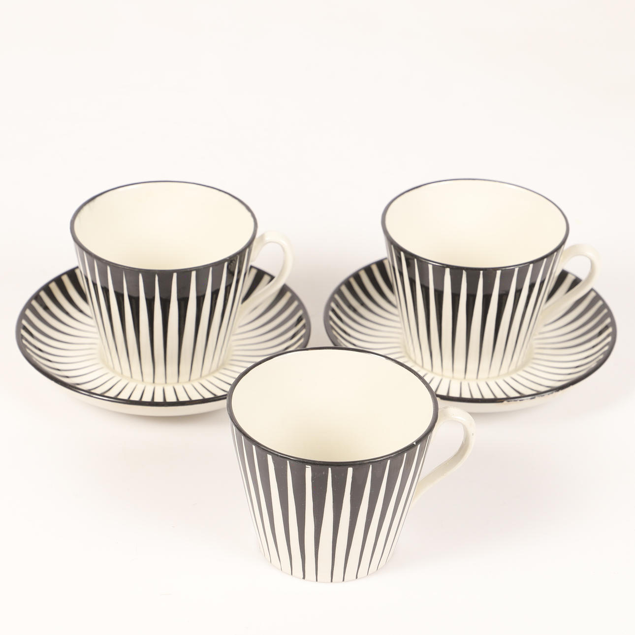 EUGEN TROST. Cups and saucers, 5 pieces, “Zebra”, flintware, Gefle.