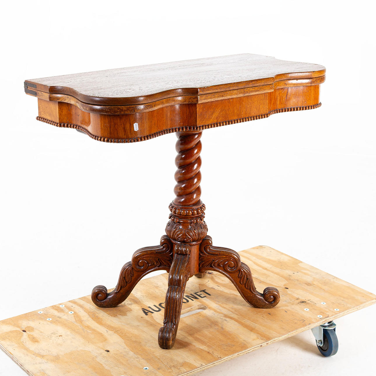 A Neo-Rococo gaming table from the second half of the 19th century.