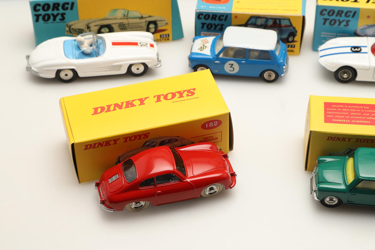 Dinky toys ・Corgi toys ミニカー3台セット DINKY TOYS & CORGI TOYS - REPRODUCTION BOXED MODELS. Toys - Model