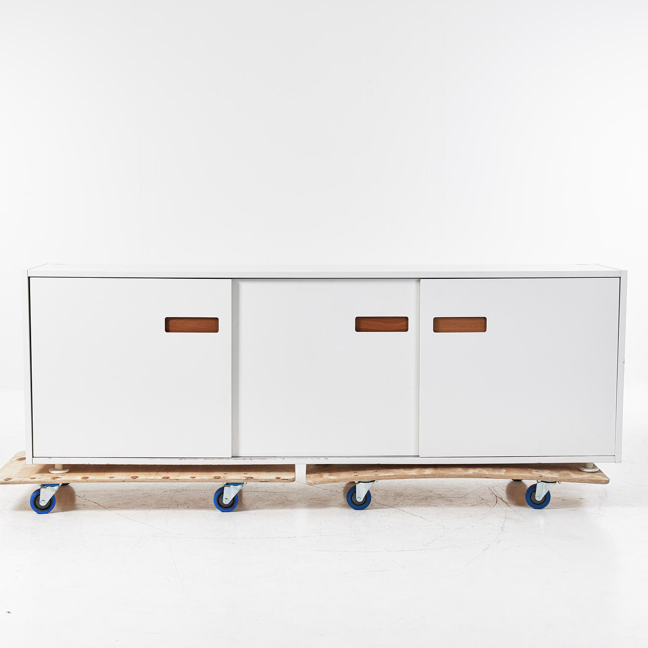 PER SÖDERBERG. Sideboard, "Funk", Asplund.