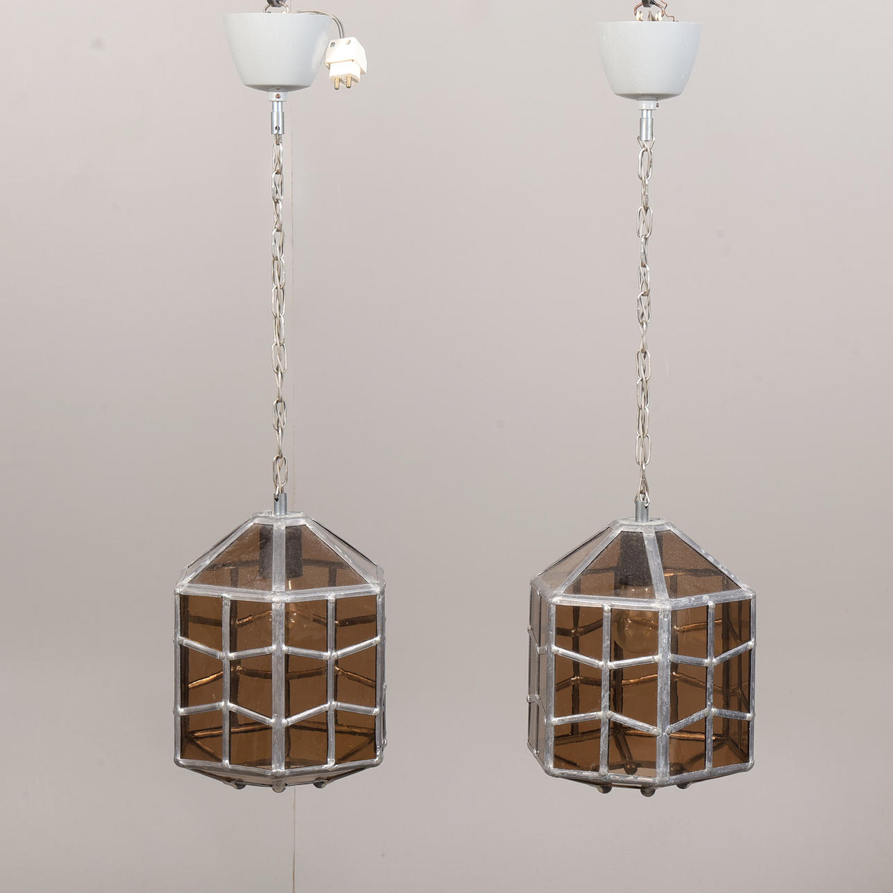 ERIK BERGSTRÖM. Ceiling lights, a pair, stained glass, Köping.