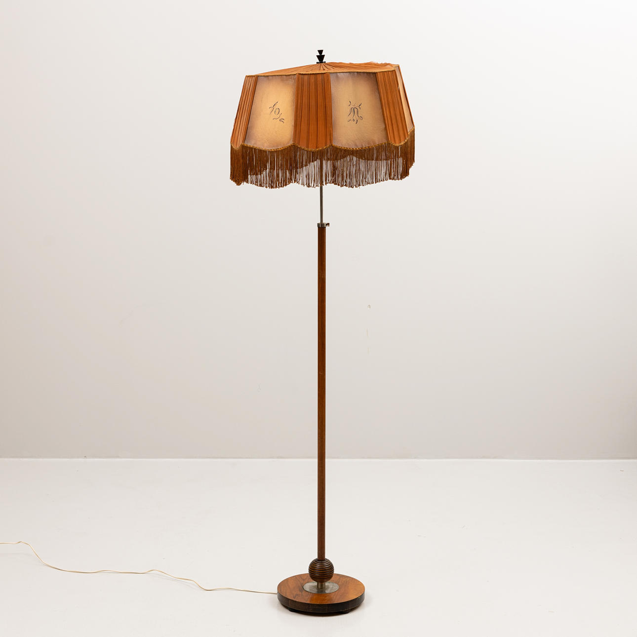 A functional floor lamp, 1930s/1950s.