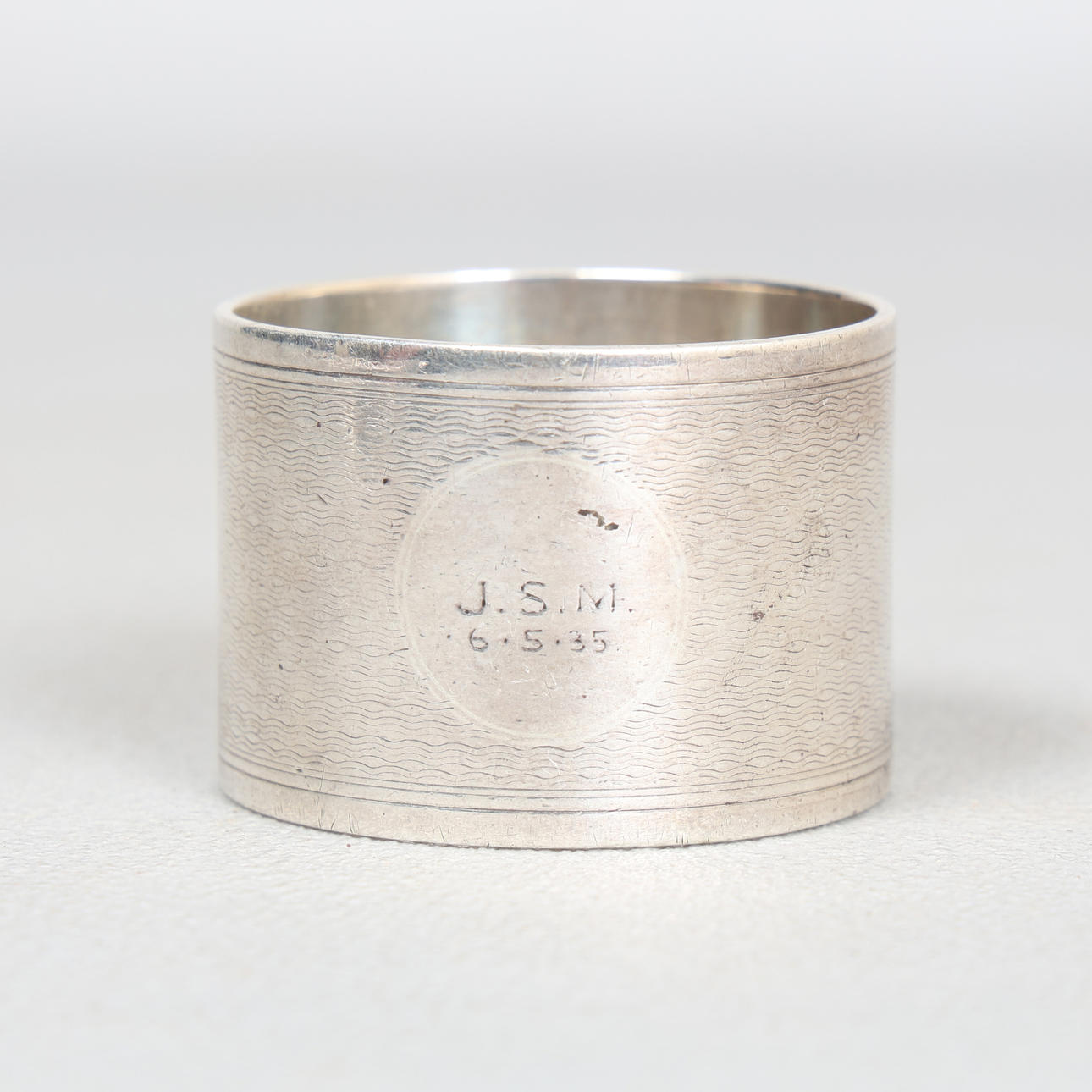 GEORGE V HOPEA LAUTASLIINASORMUS.