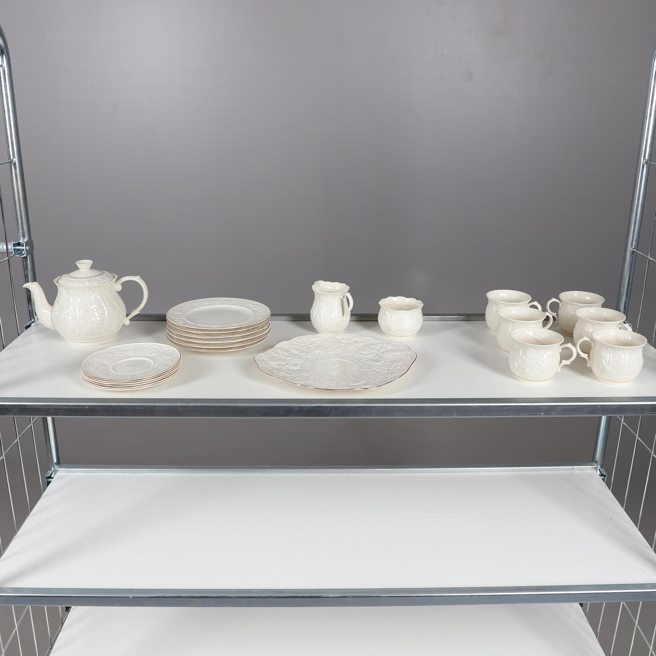 BELLEEK TEA SERVICE.