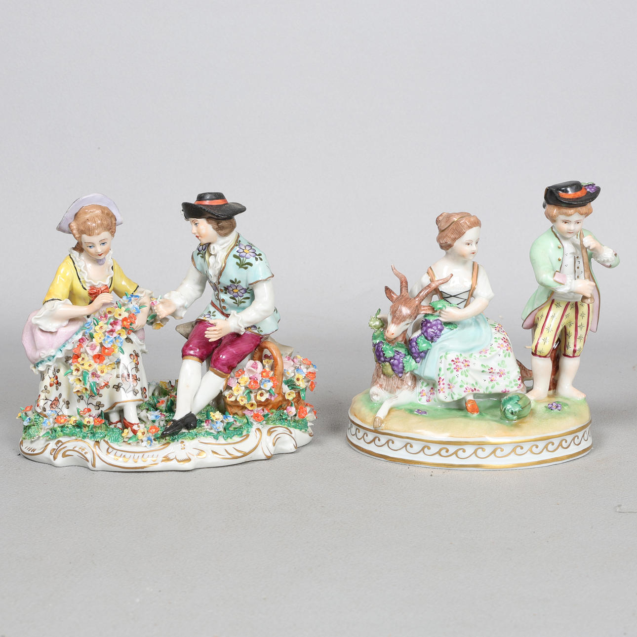 A PAIR OF SITZENDORF FIGURE GROUPS (2).