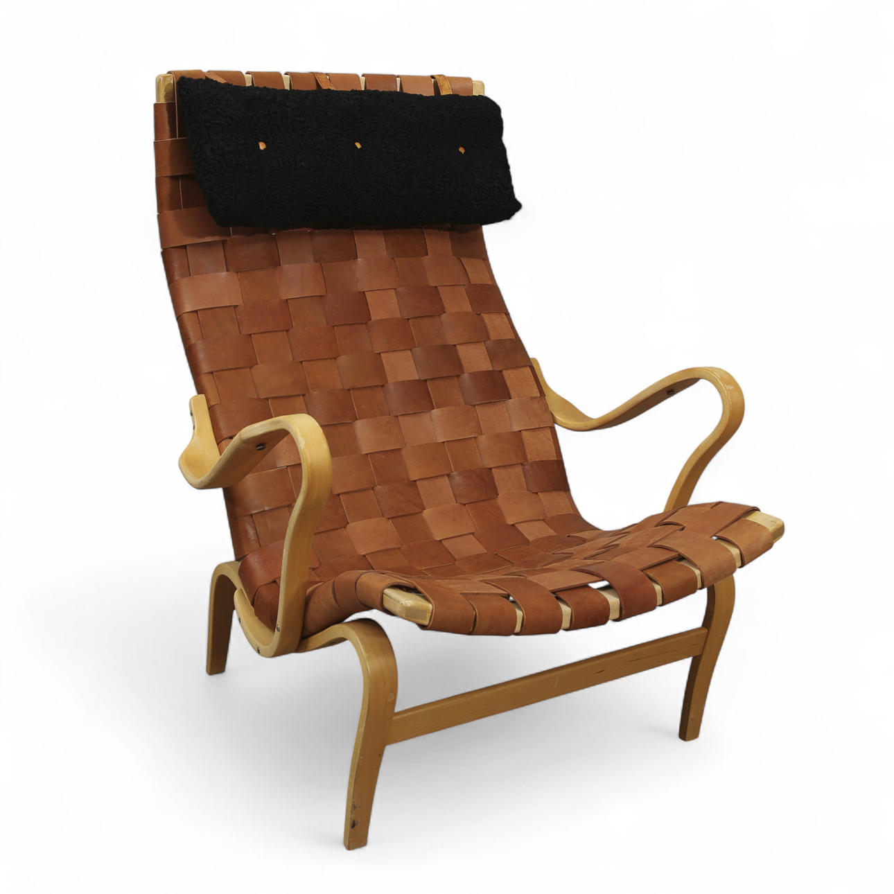 BRUNO MATHSSON. Lænestol, „Pernilla Dux.