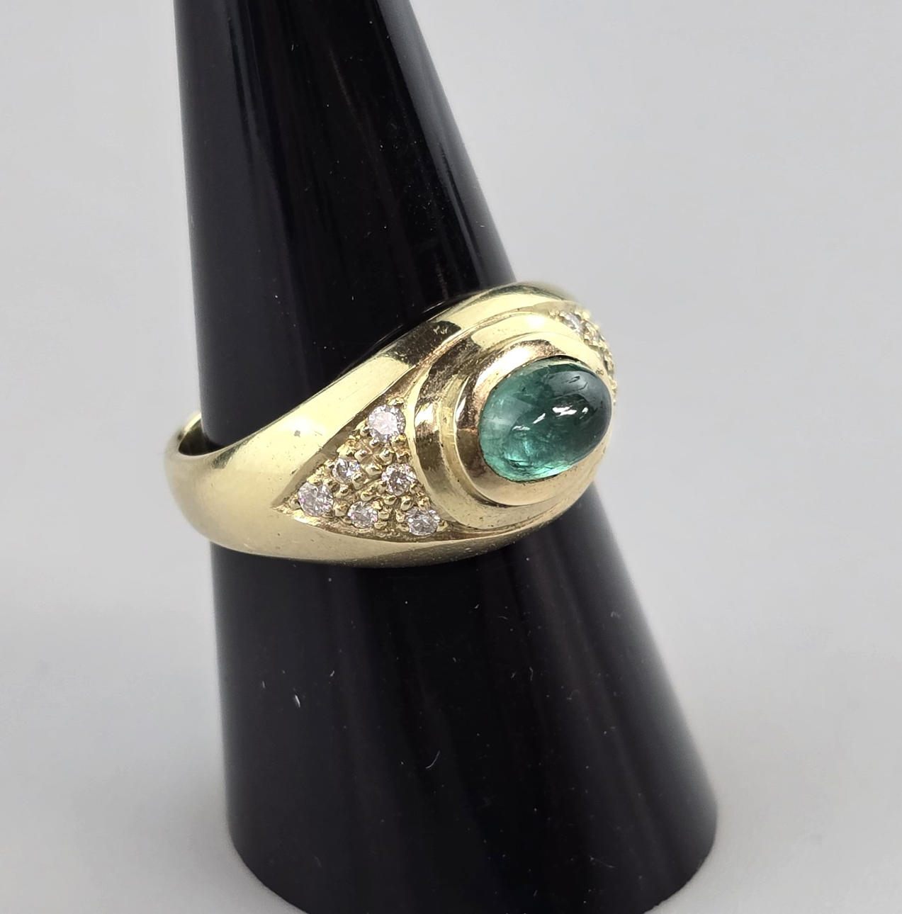 emerald ring, 585 yellow gold, diamonds.