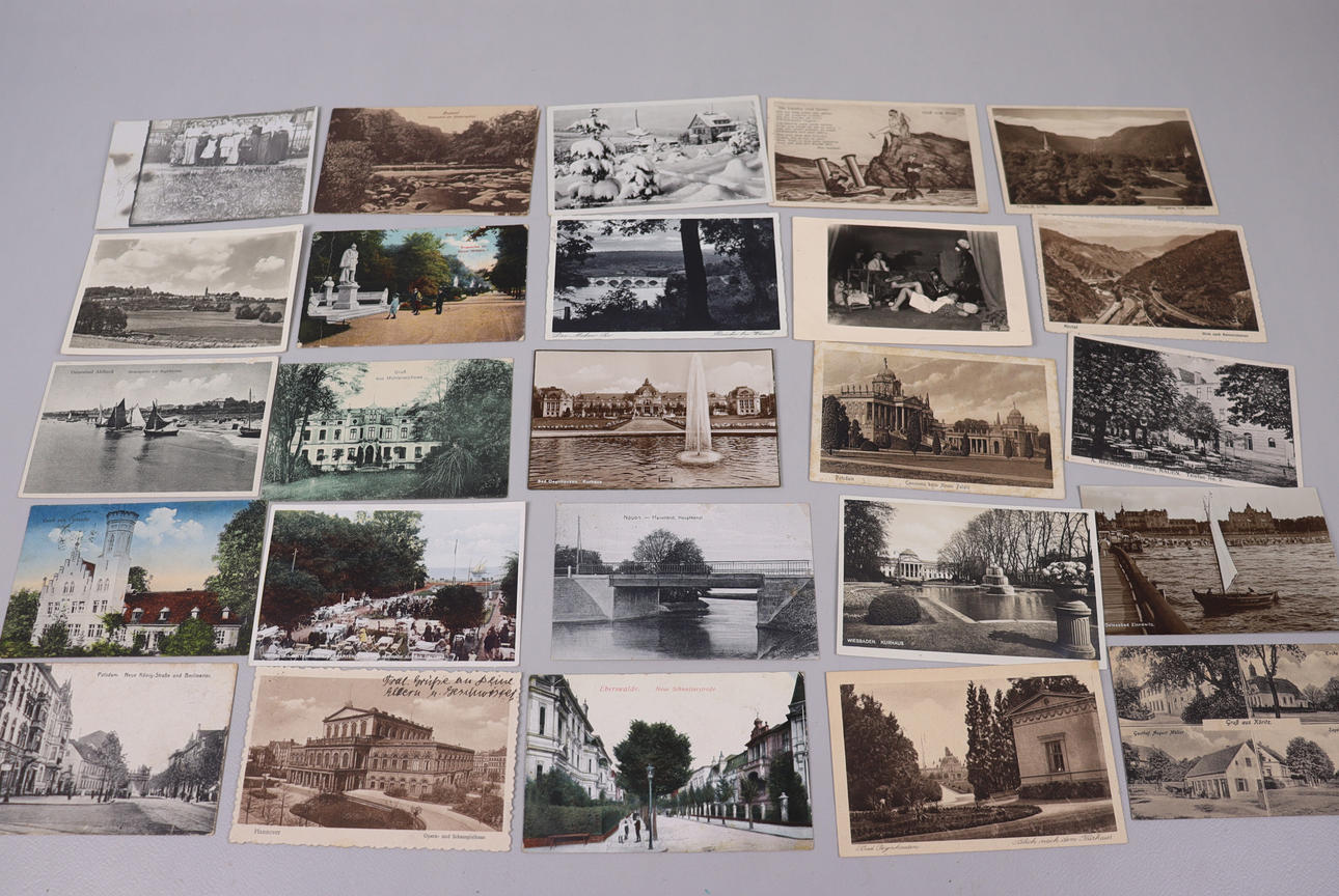 POSTCARDS, mainly with German and Alpine motifs.