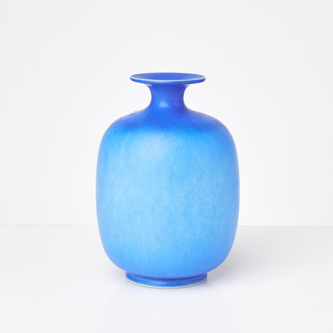 SVEN WEJSFELT. A vase, glazed stoneware, Gustavsberg, unique, signed and dated -90.