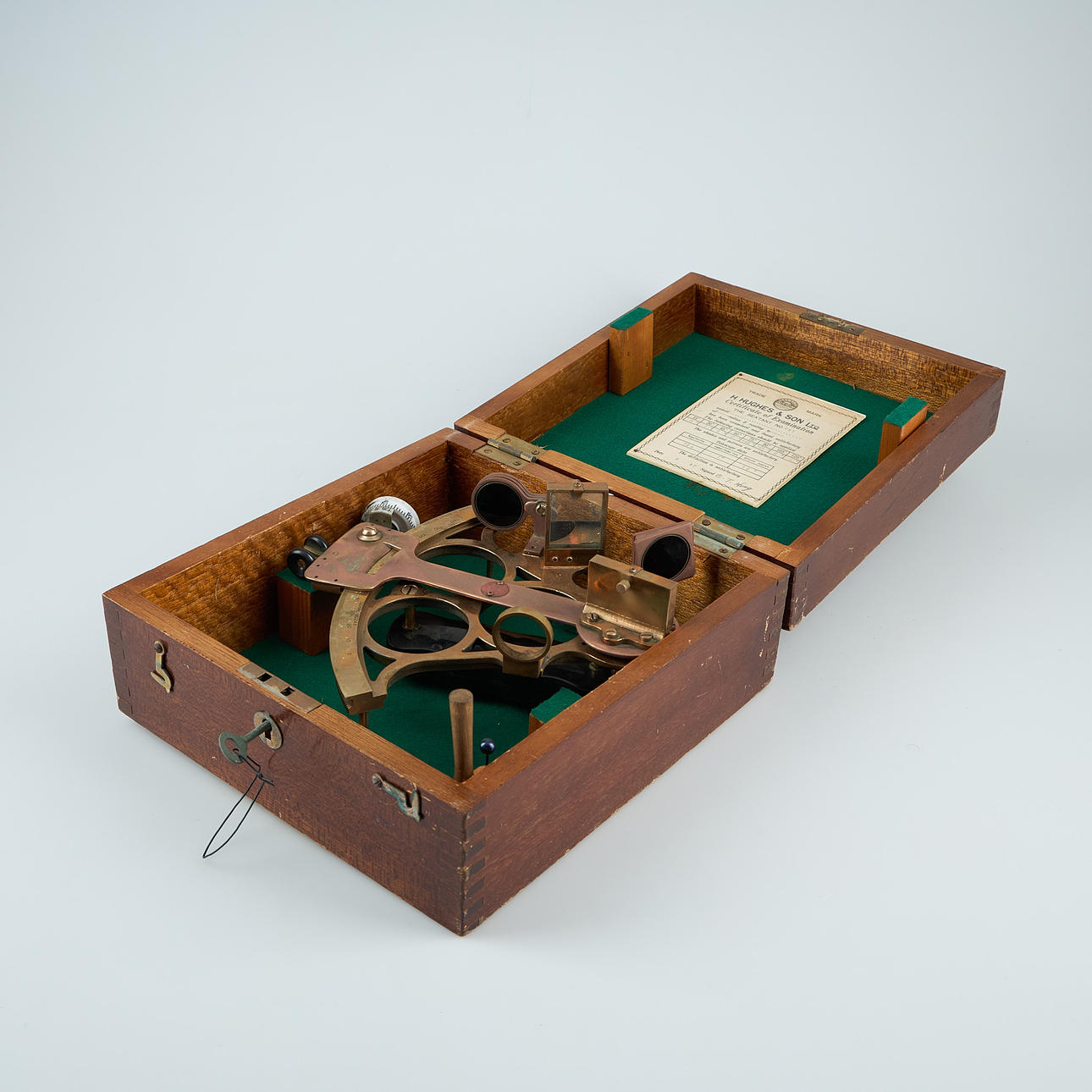 SEXTANT, H.HUGHES & SON, LONDON.