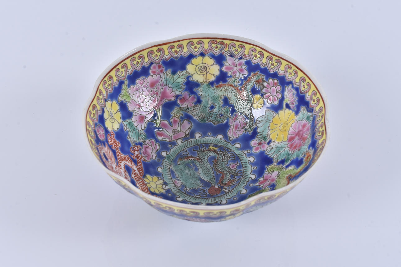 A bowl, eggshell porcelain, China.