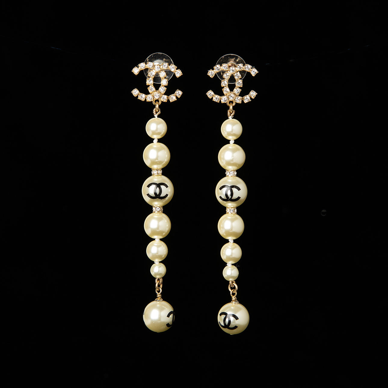 KANEL. Øreringe, Cruise Collection 2020.