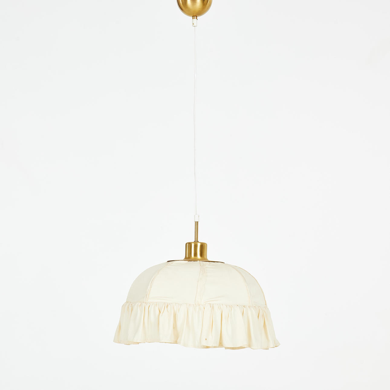 JOSEF FRANK. Lámpara de techo, modelo 2560.