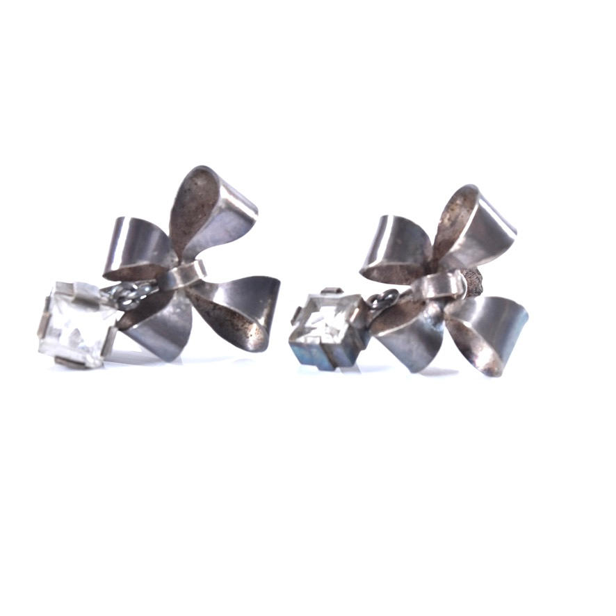 EARRINGS, a pair, silver with rock crystal, Stigbert.