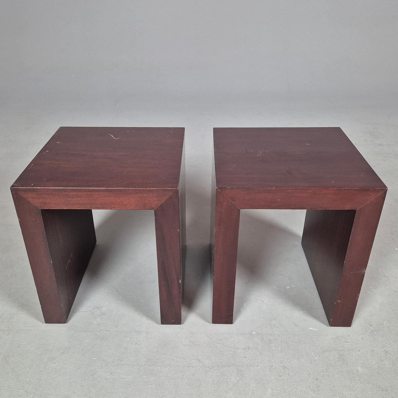 CONTEMPORARY SIDE TABLES, A PAIR.