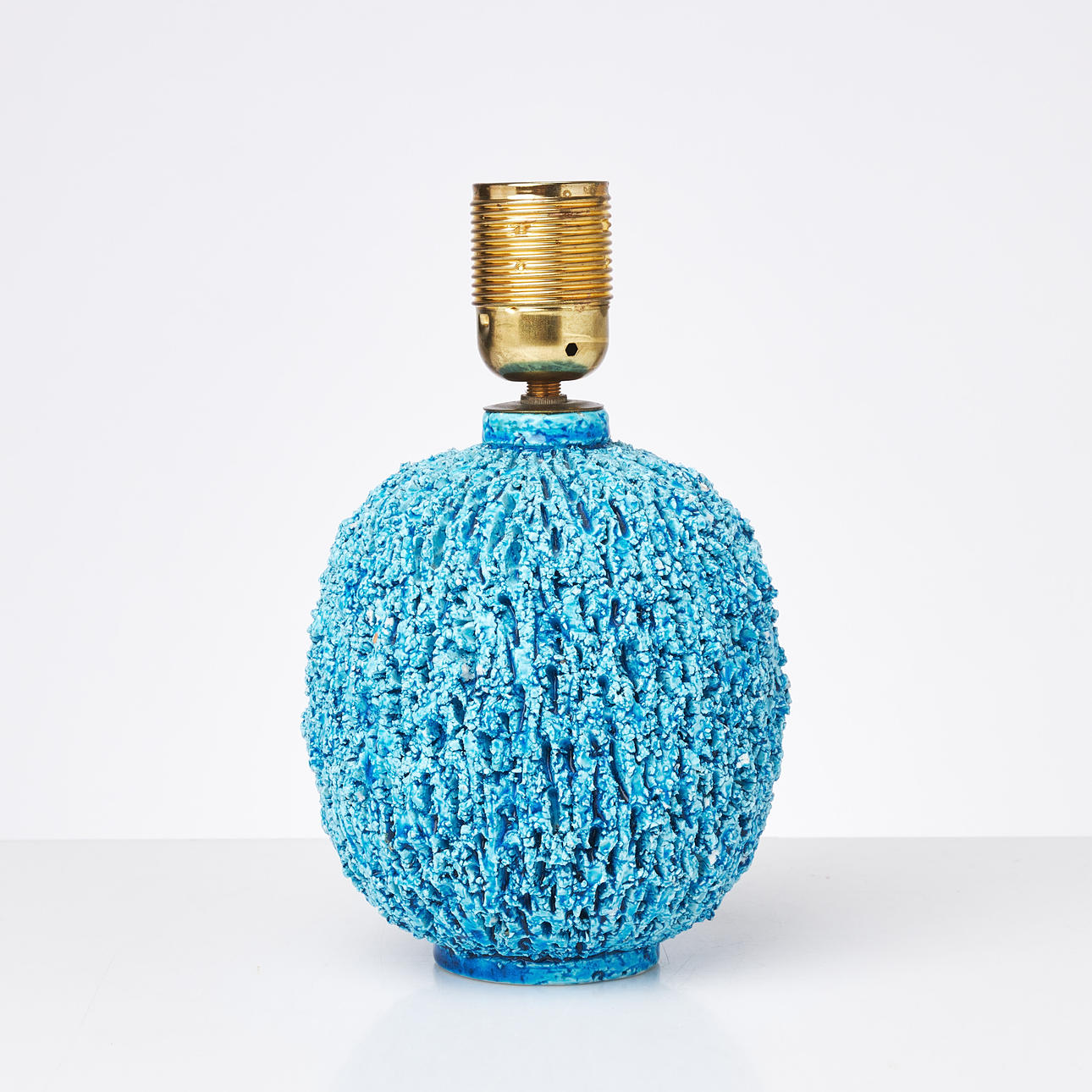 GUNNAR NYLUND. Table lamp “Chamotte”, Rörstrand, stamp signed.