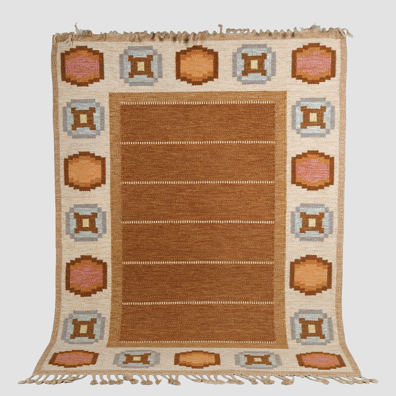 INGEGERD SILOW. Carpet, wool and linen in “rölakan” technique approx. 224x170 cm. Sweden.