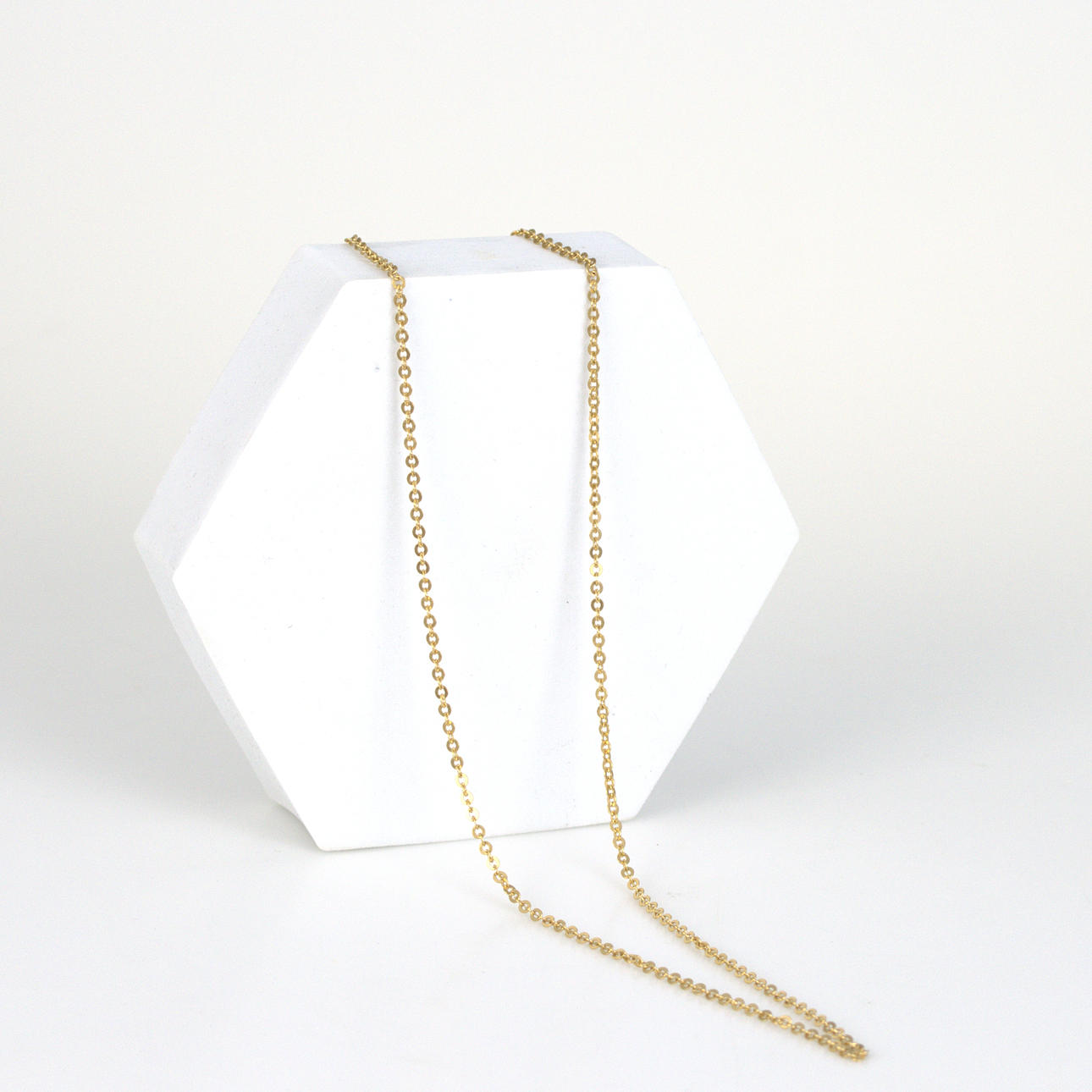 NECKLACE, gold 18k, import stamped.